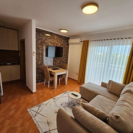 Dom M Apartments Budva Luaran gambar