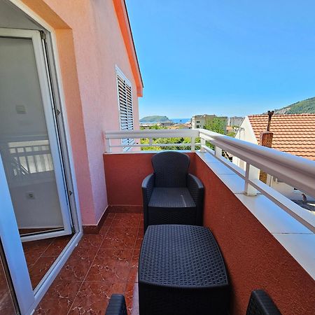 Dom M Apartments Budva Luaran gambar