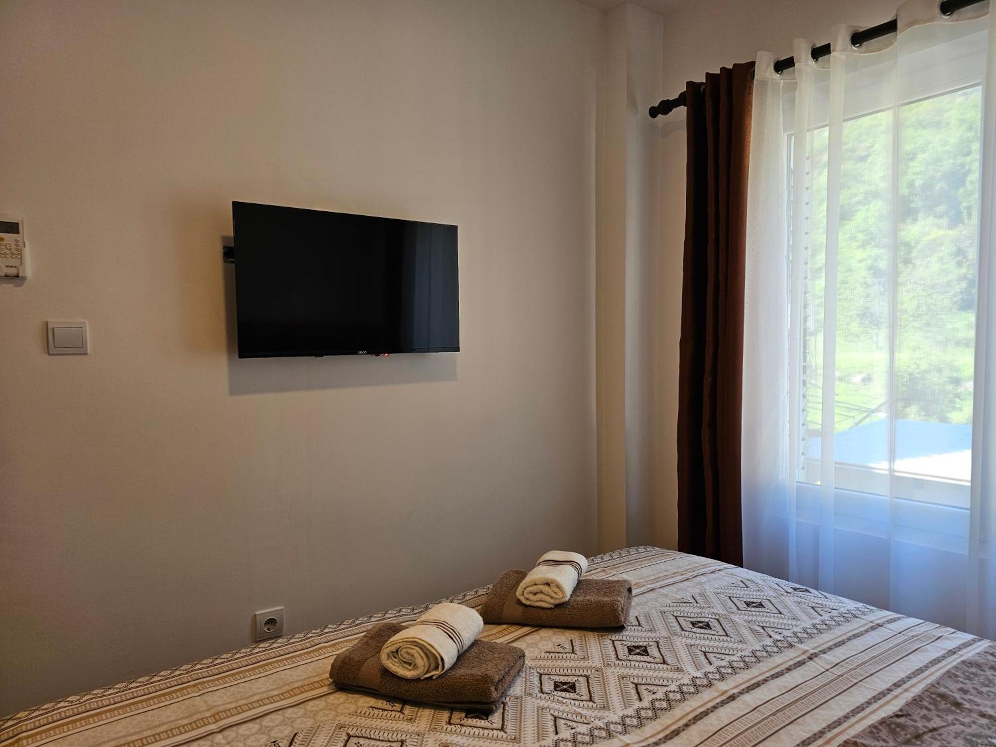Dom M Apartments Budva Luaran gambar
