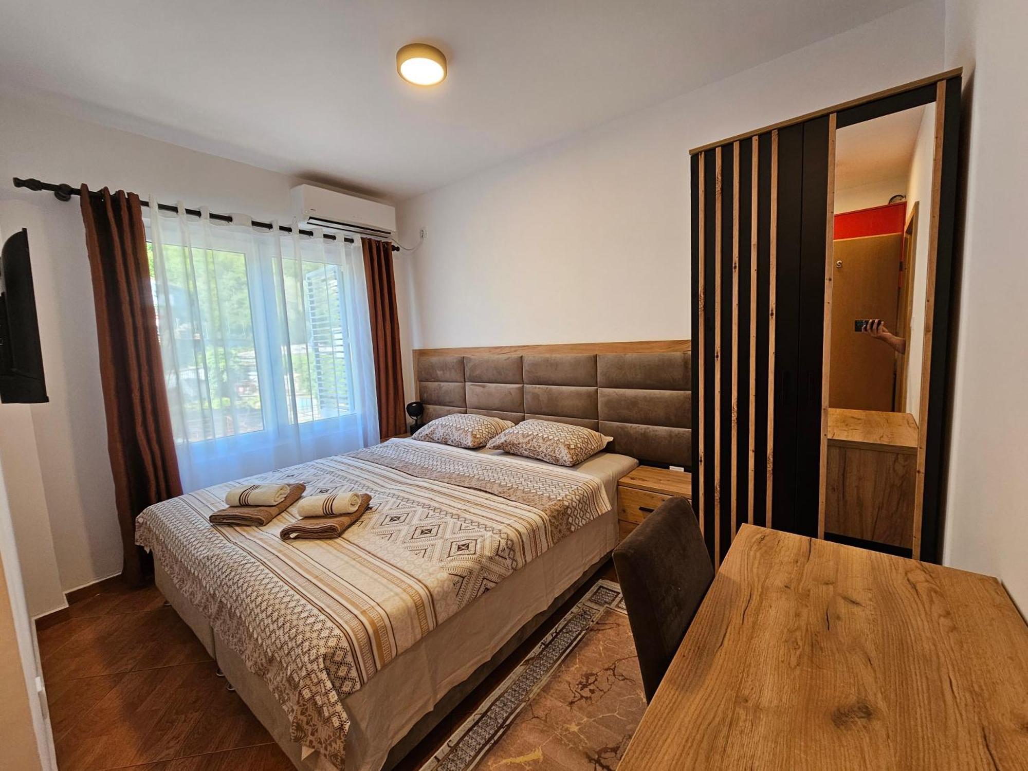 Dom M Apartments Budva Luaran gambar
