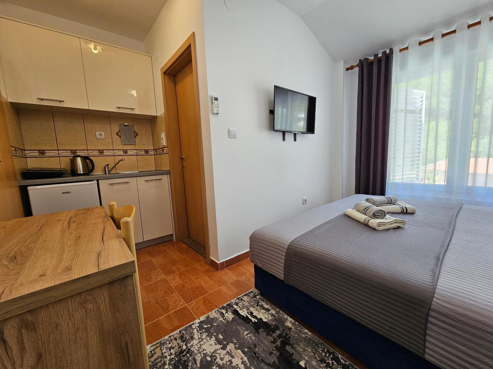 Dom M Apartments Budva Luaran gambar