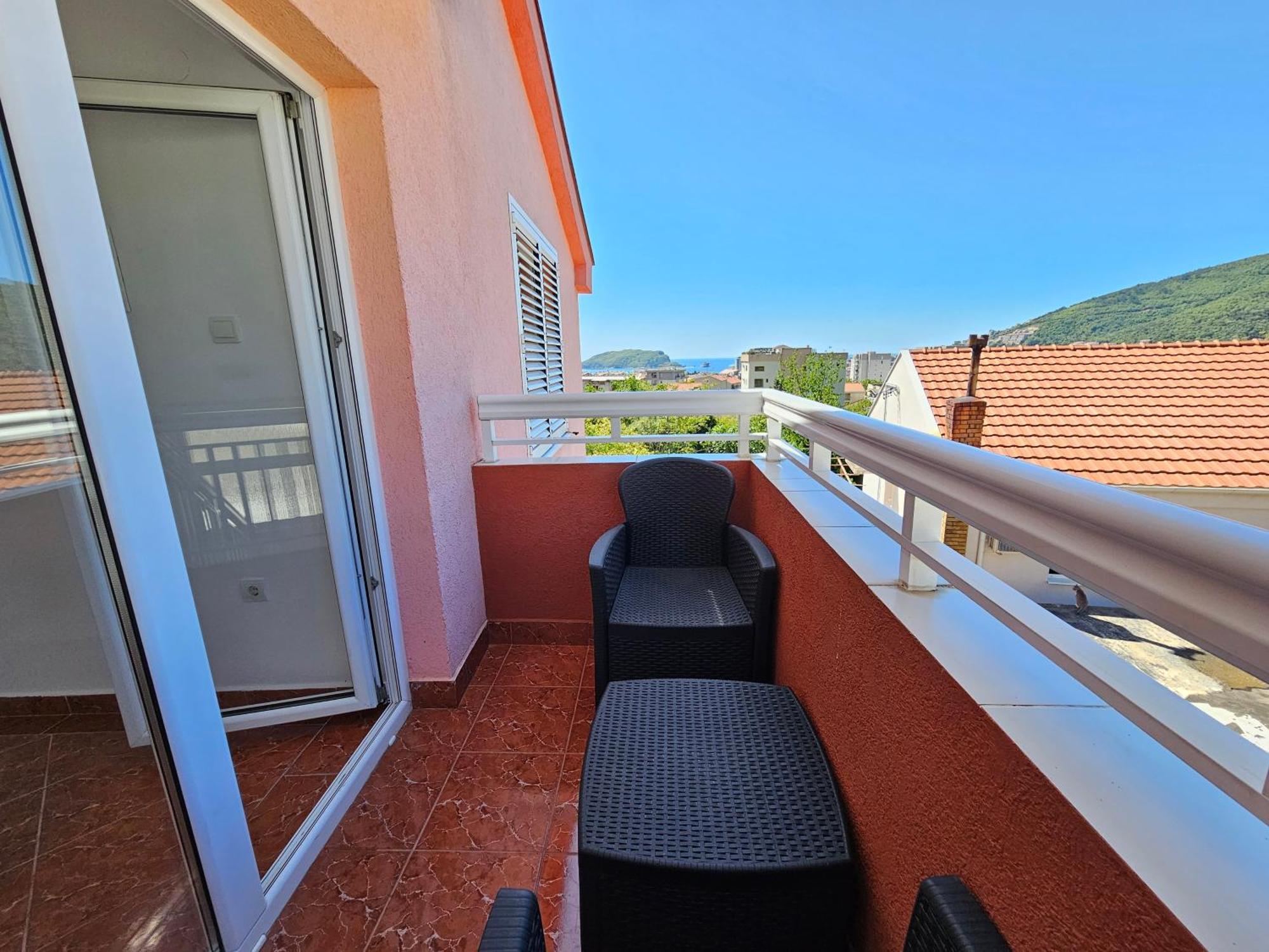Dom M Apartments Budva Luaran gambar