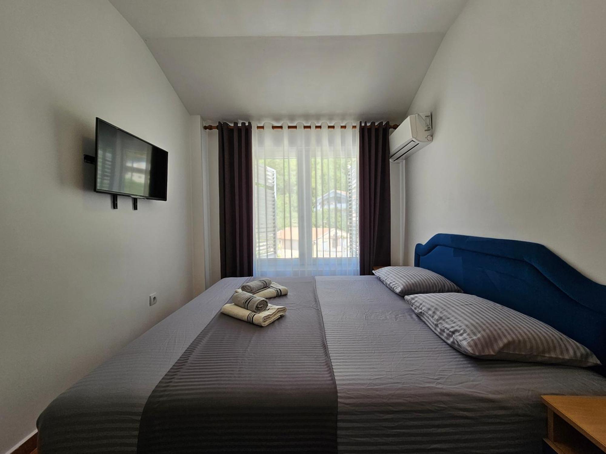 Dom M Apartments Budva Luaran gambar